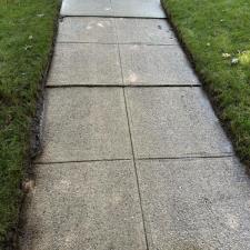 Blue-Stone-Step-Cleaning-Plus-Front-Walkway-Cleaning-in-Providence-RI 3